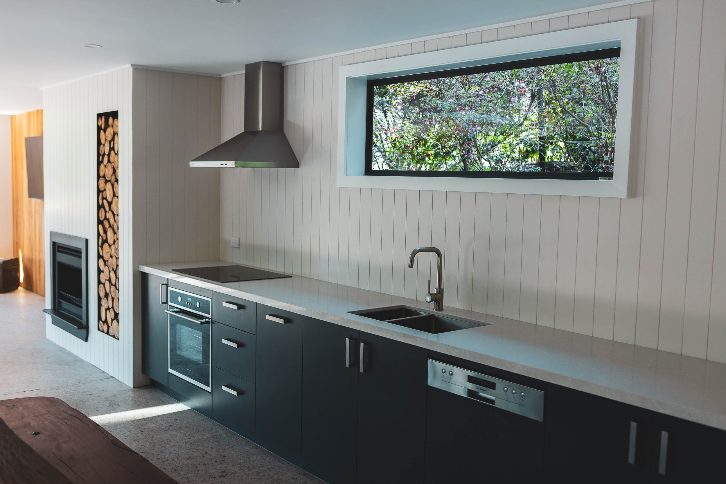 Emerald Outdoor Kitchen